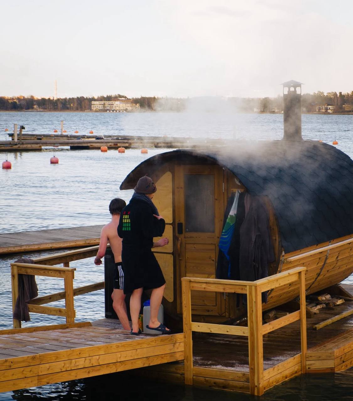 Lähestymässä saunaa